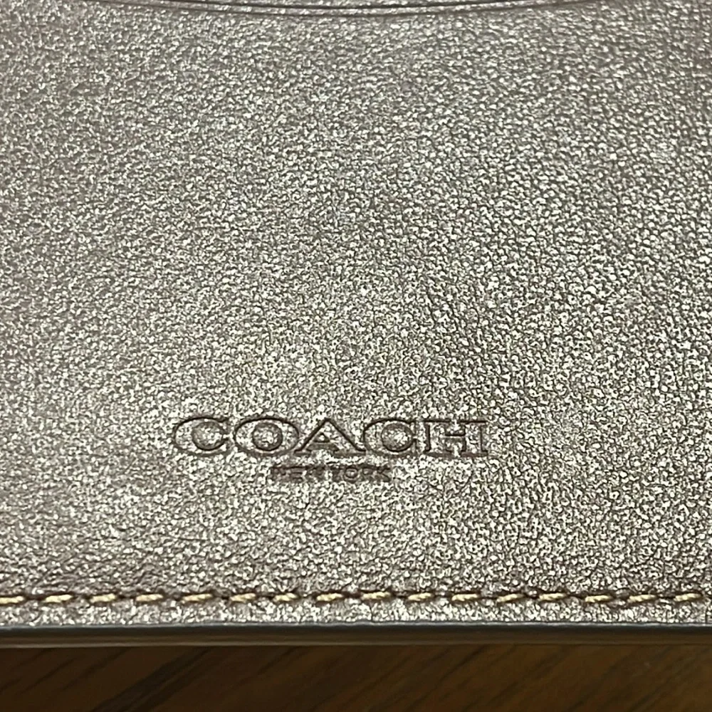 NWT COACH LEATHER ID CARD WALLET - Picture 7 of 12